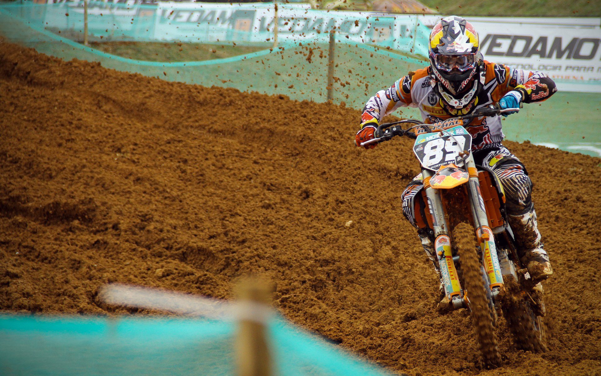 Kaiyun APP-_新能源探索赛：绿色动力引领的极速体验_，绿色新能源技术应用大赛