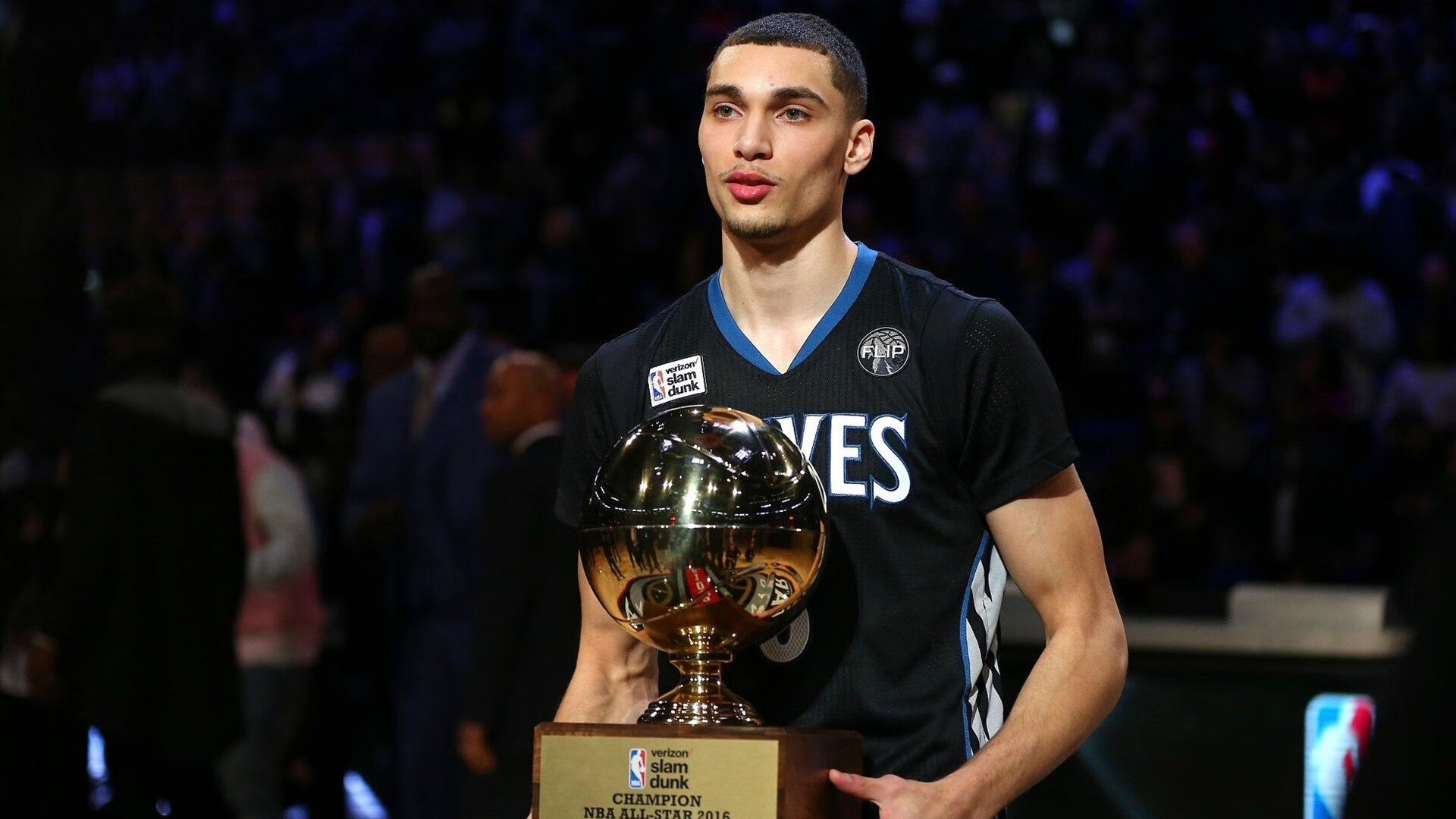 “青春夺冠”青少年篮球超级联赛在上海盛大开启，上海青少年篮球队